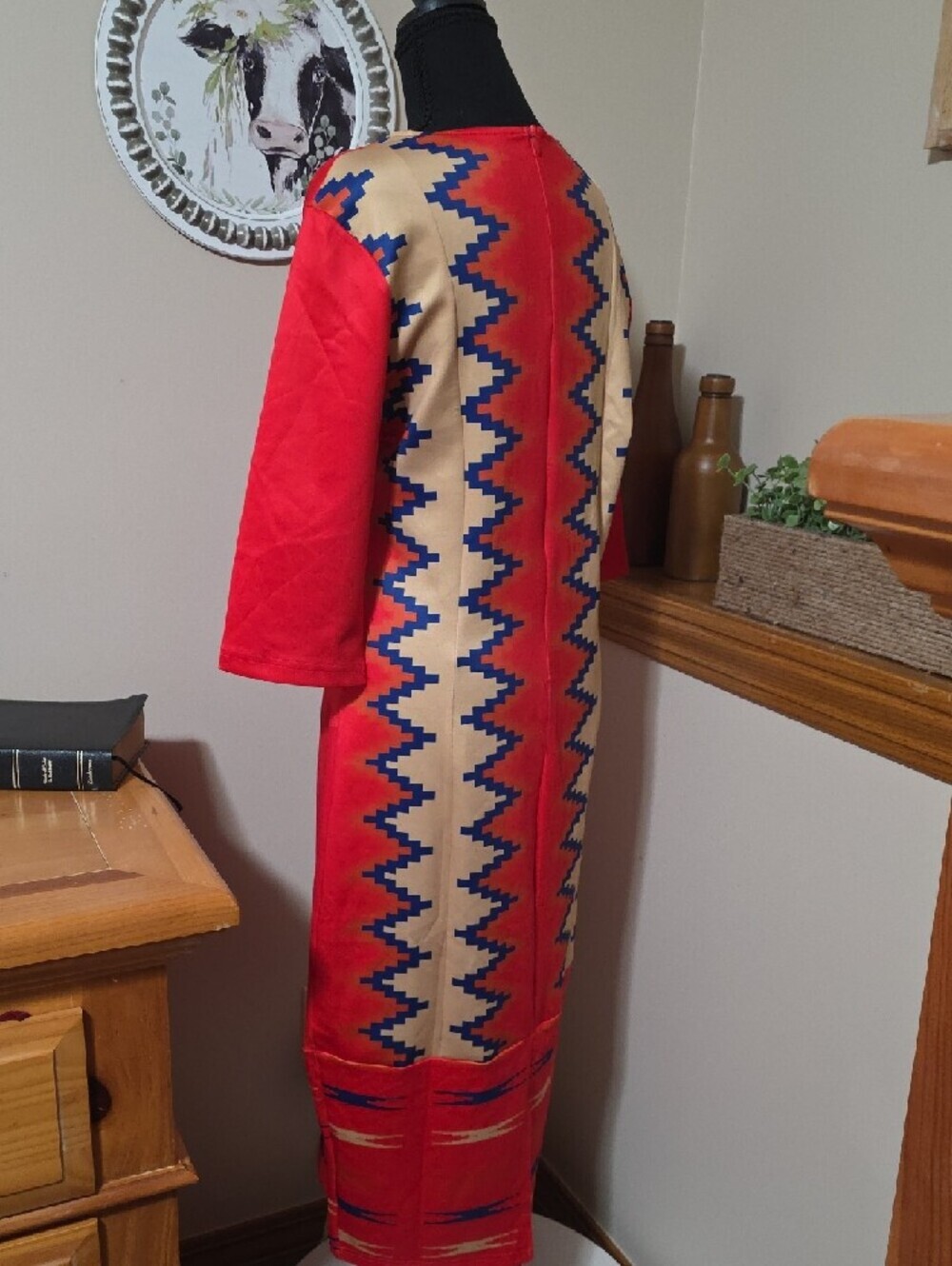 Red Patterned Midi Dress - Picture 4 of 11